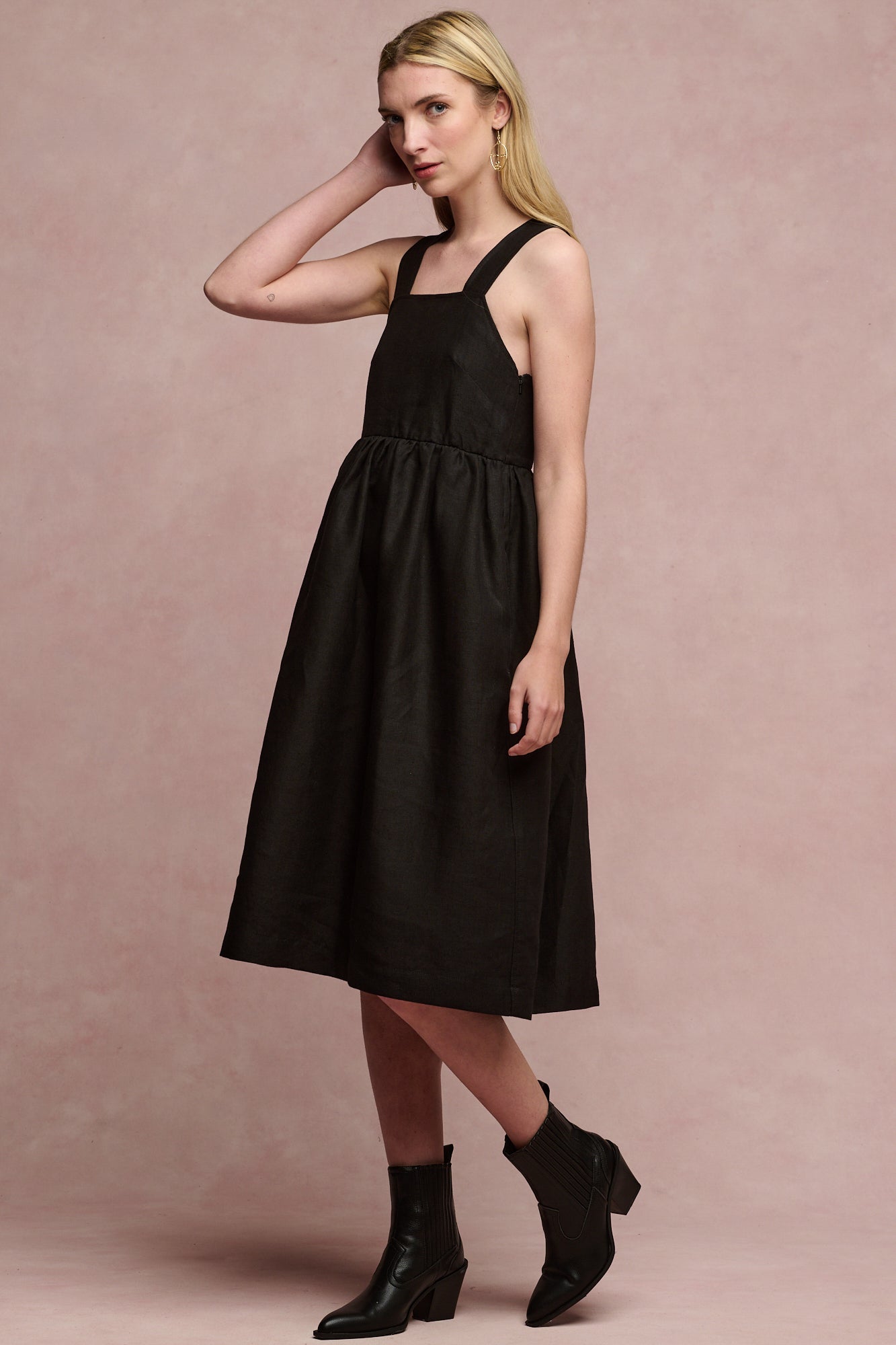 Women's Linen Sun Dress - Black Women's Linen Sun Dress - Black