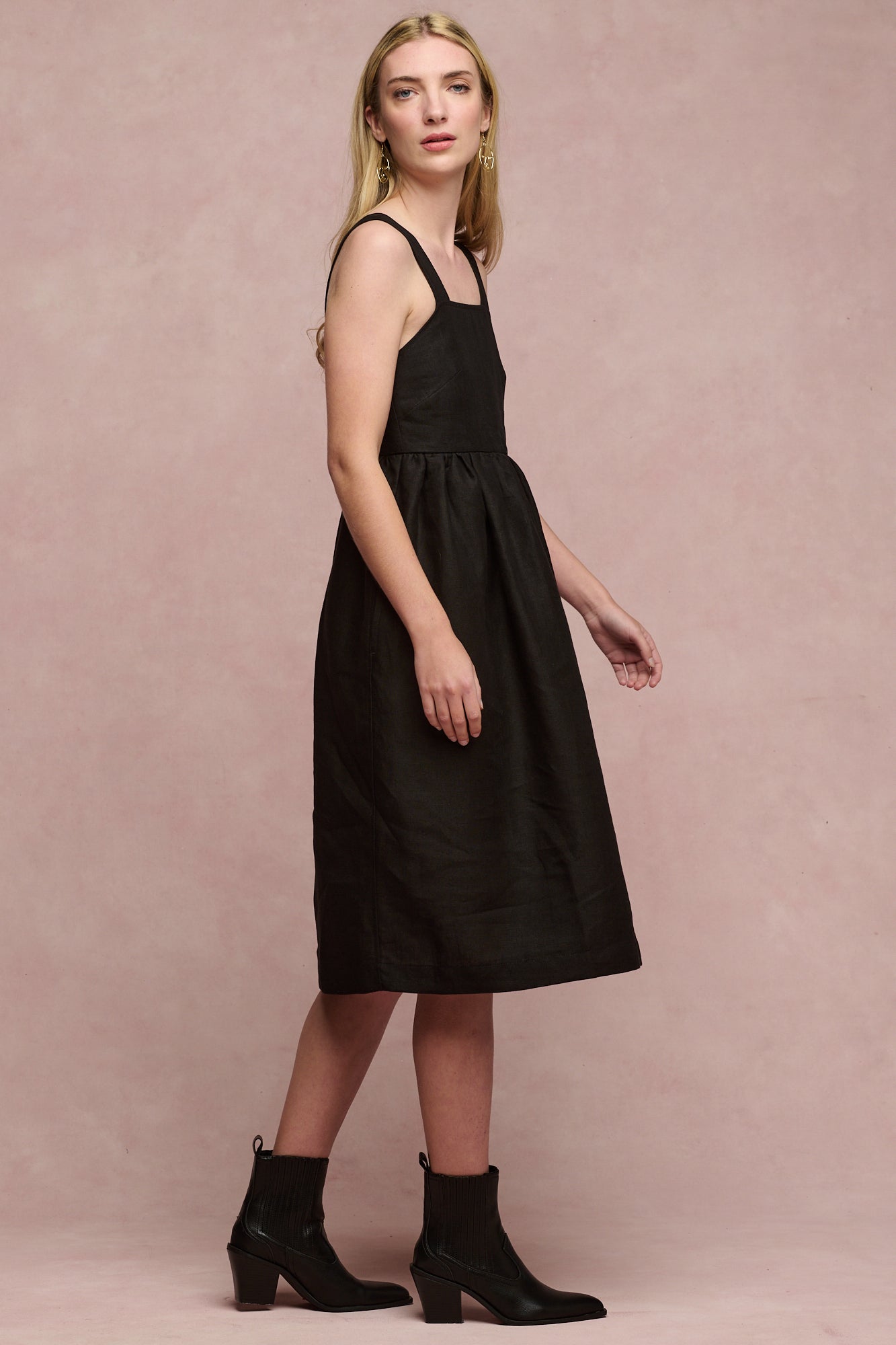 Women's Linen Sun Dress - Black Women's Linen Sun Dress - Black