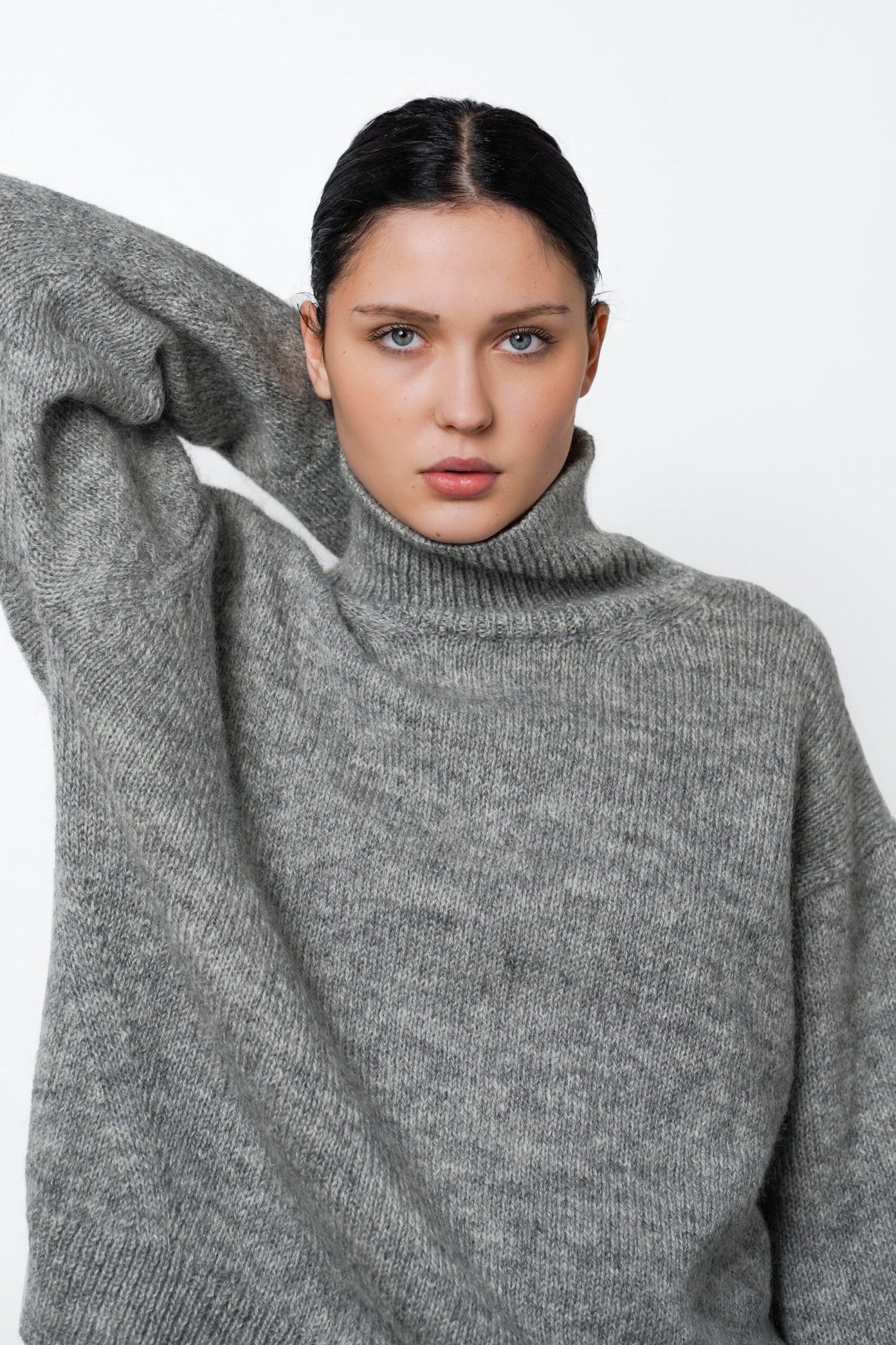 Oma Knitted Turtleneck - Grey