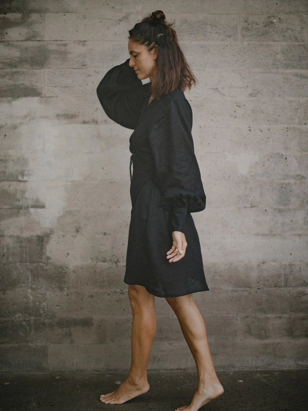 Sukee Linen Dress in Black