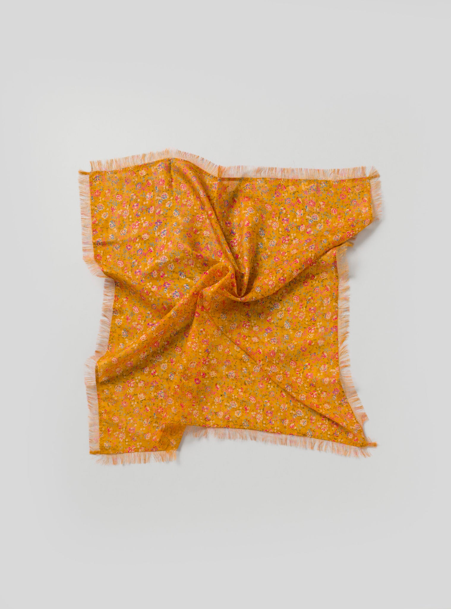 Oversized Goa Sari Scarf – Orange/Pink Flower