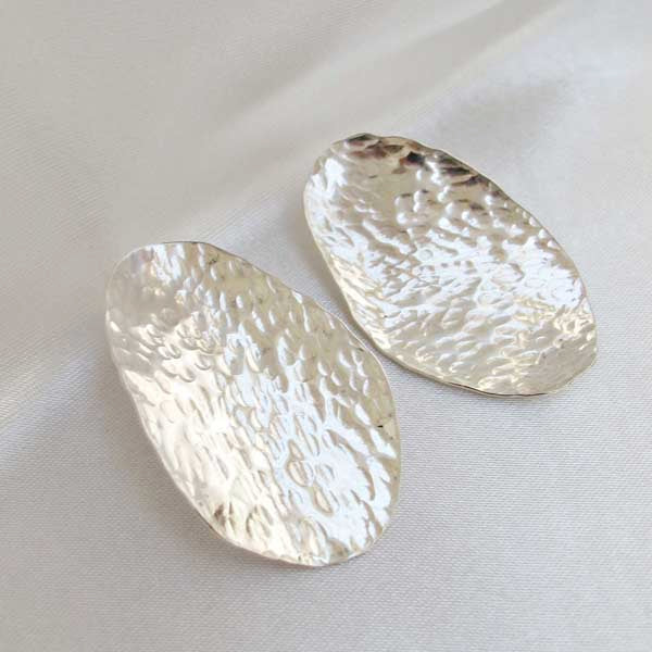 Large Textured Silver Studs - Rêve Ultime